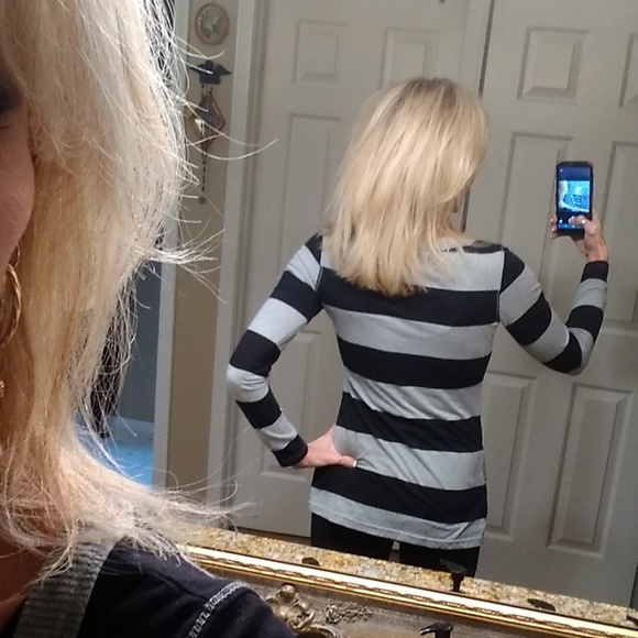 😘 bugle boy size small long sleeve t-shirt - Picture 2 of 3